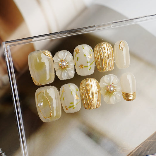 Honey Golden flower Handmade Press on Nails