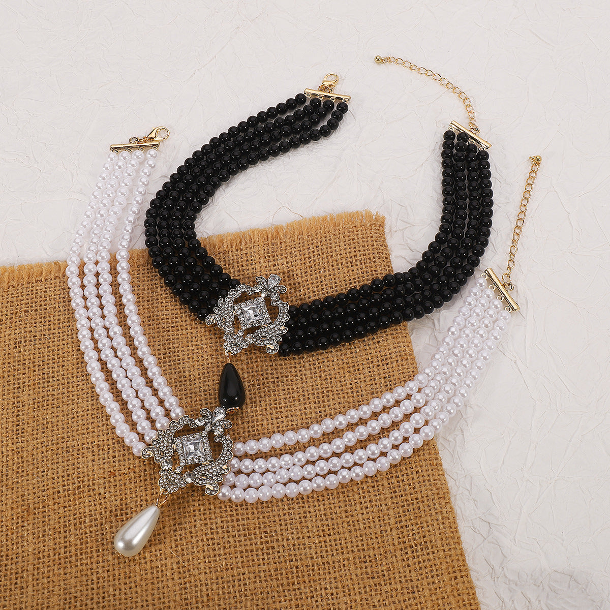 Light luxury retro multi-layer palace style necklace personalized exaggerated necklace for women