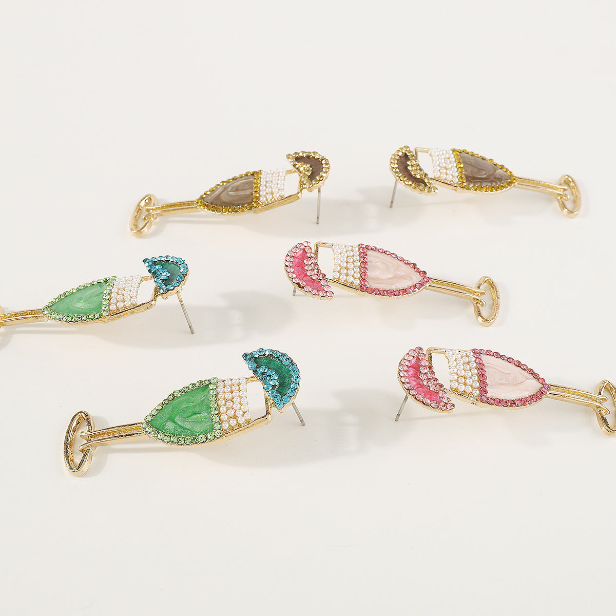 Stylish geometric wine glass earrings