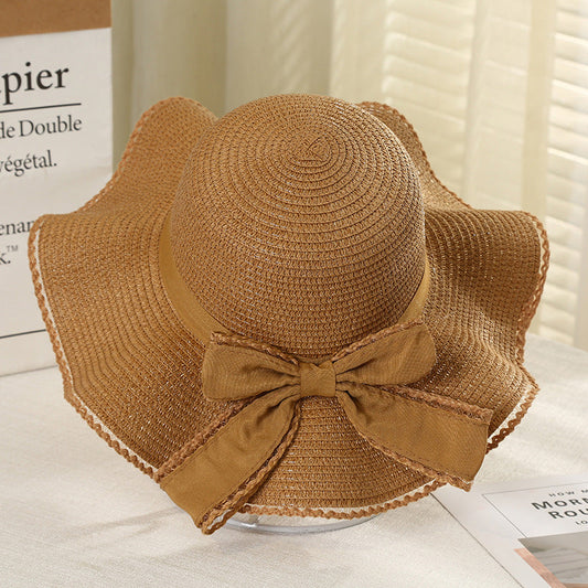 Stylish bow hat with big brim