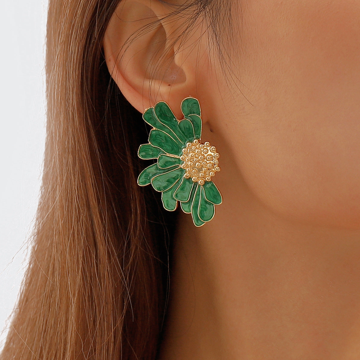 women's retro alloy flower stud earrings