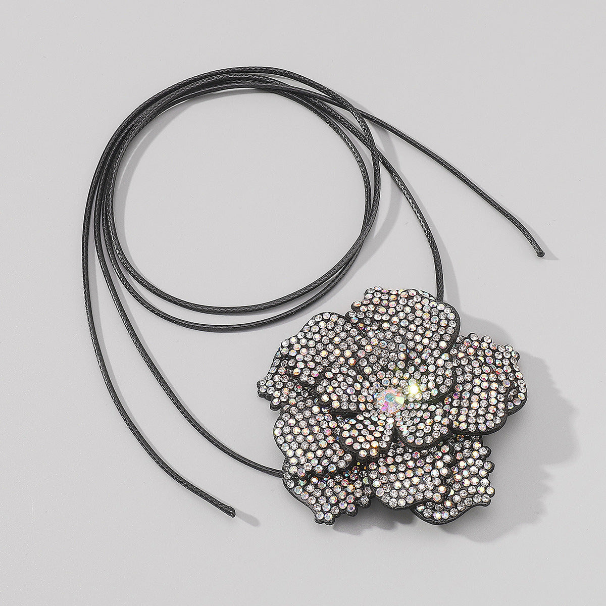 Retro full diamond choker camellia necklace