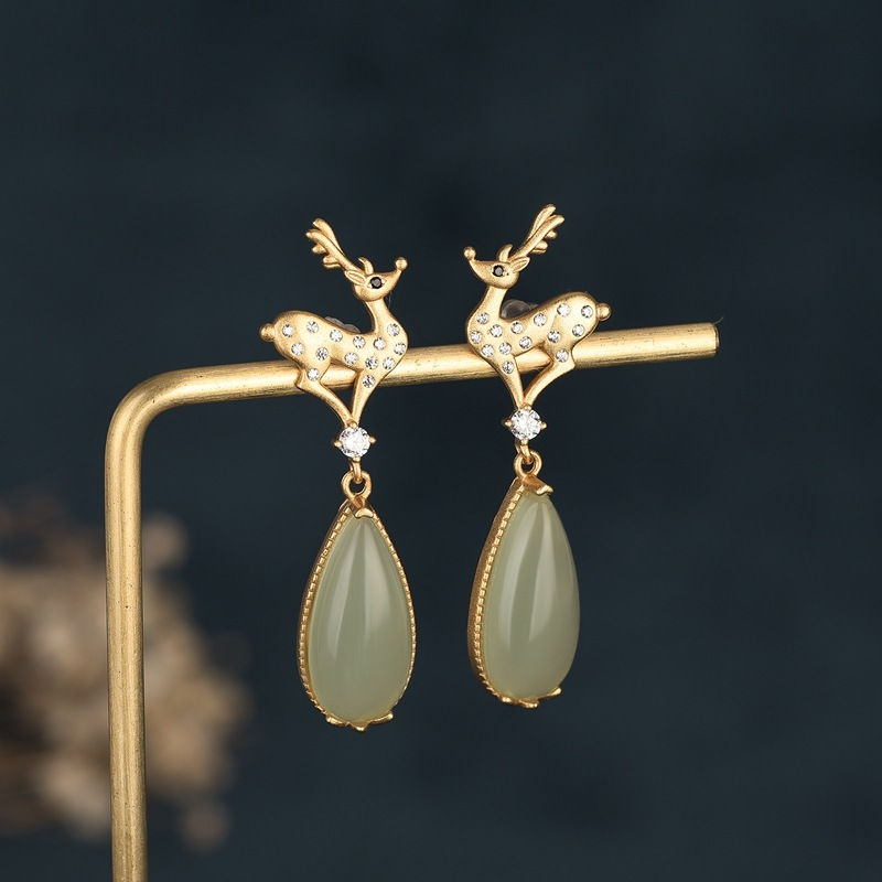A "deer" with you • Agate earring