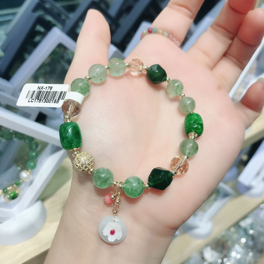 Lucky Flower • Crystal Bracelet