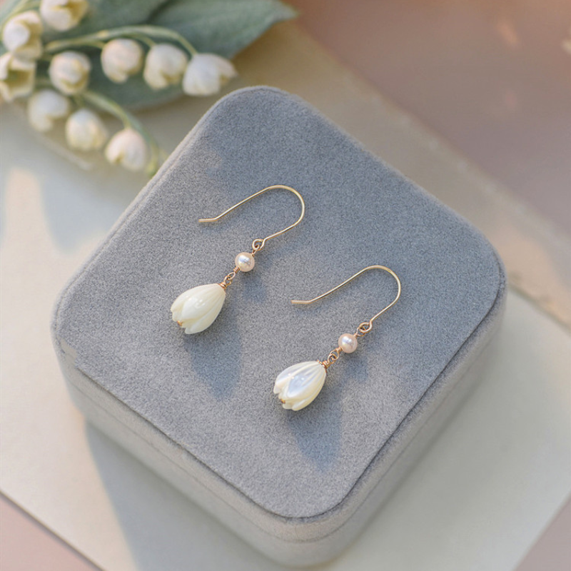 Lily of the valley pearl earrings