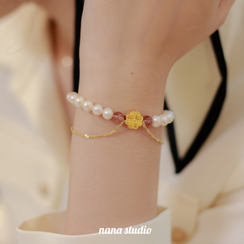 sun flowers • pearl bracelet