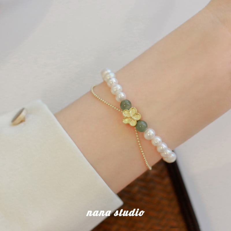 sun flowers • pearl bracelet