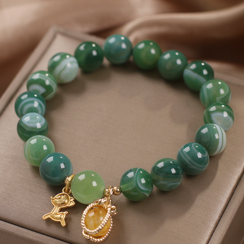 Fawn • Natural green agate bracelet