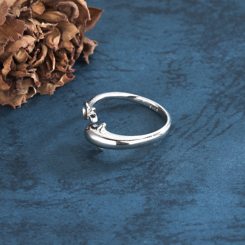 Romantic Dolphin Ring