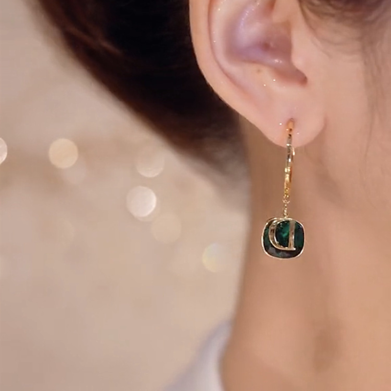 D • Green Crystal Creative Earrings
