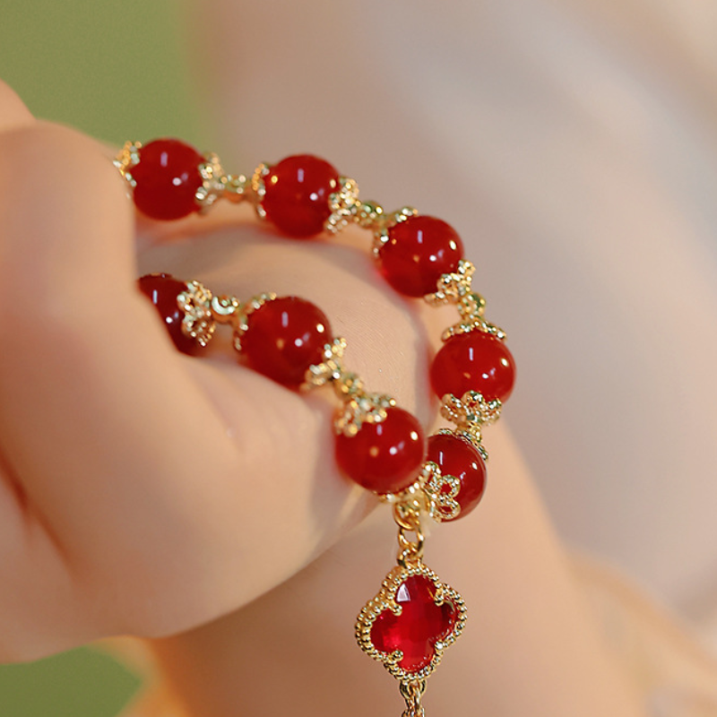 Four-leaf clover • tassel Red agate bracelet