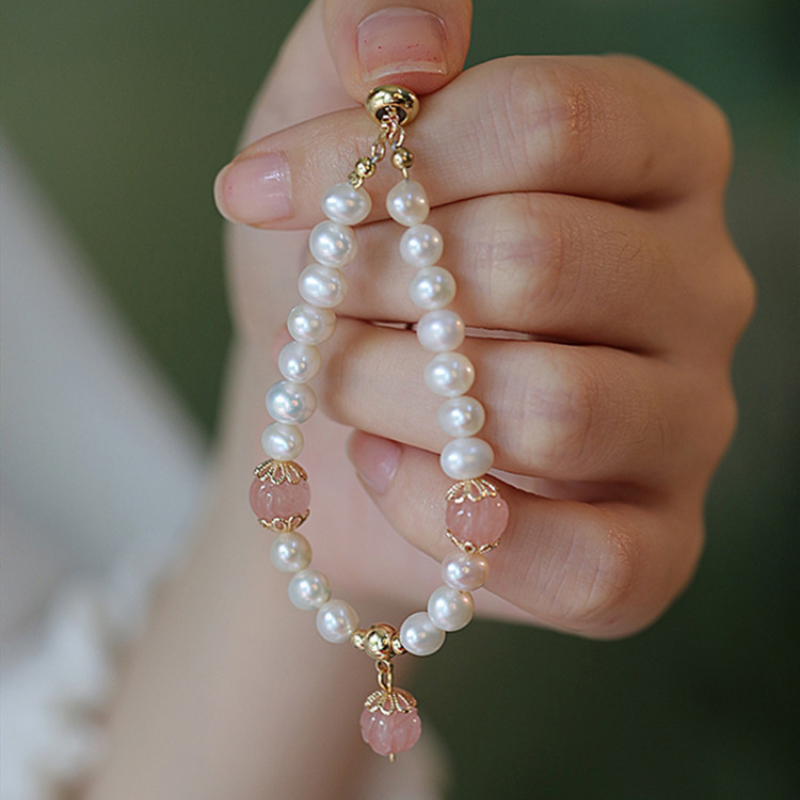 Natural Freshwater Pearl & Strawberry Crystal Bracelet