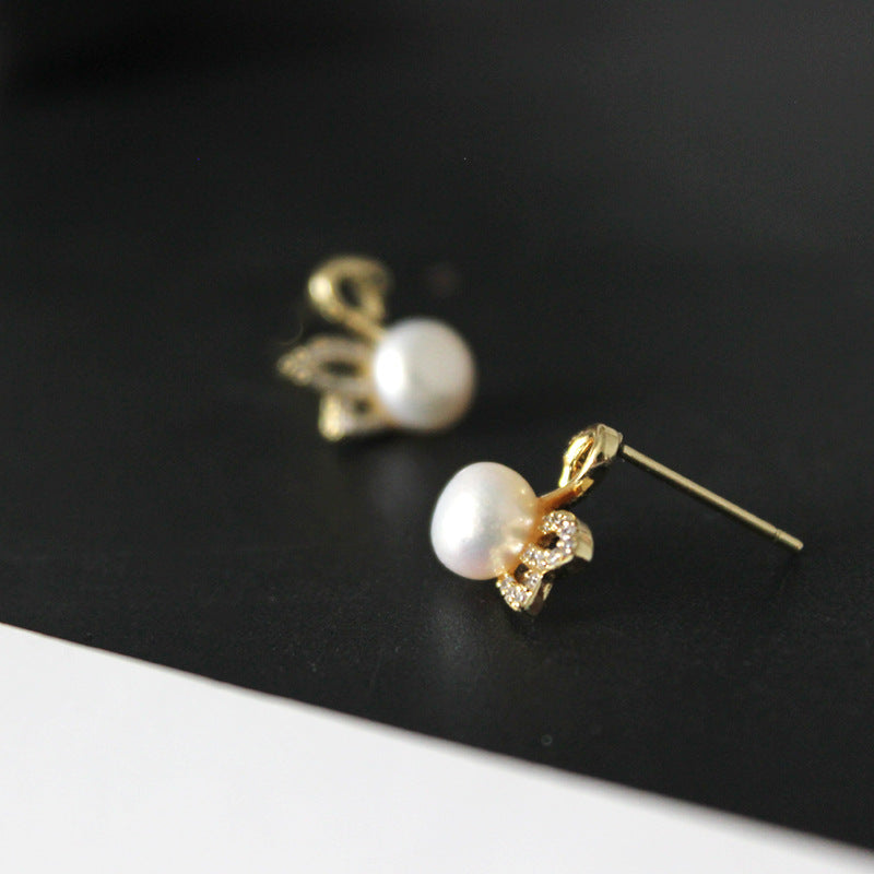 Little Swan • Pearl Zircon Earrings