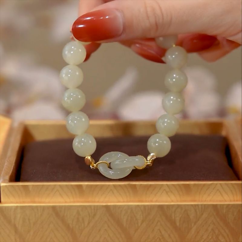 Accompany • Emerald Jade stone bracelet