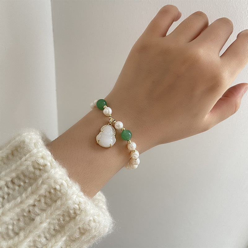 Lucky clasp • Pearl jade bracelet