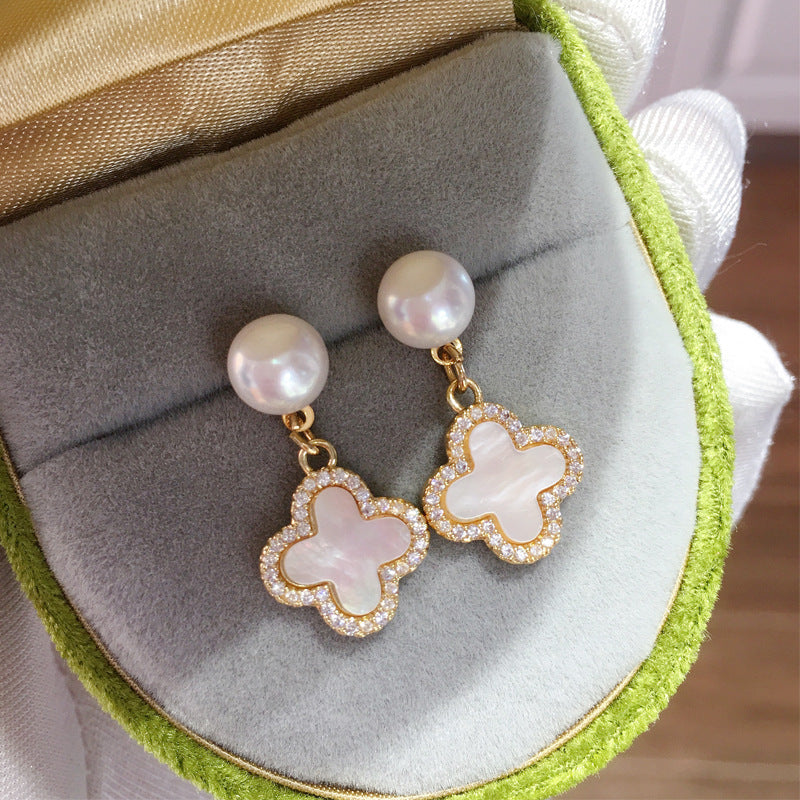 Seashell four-leaf clover earrings